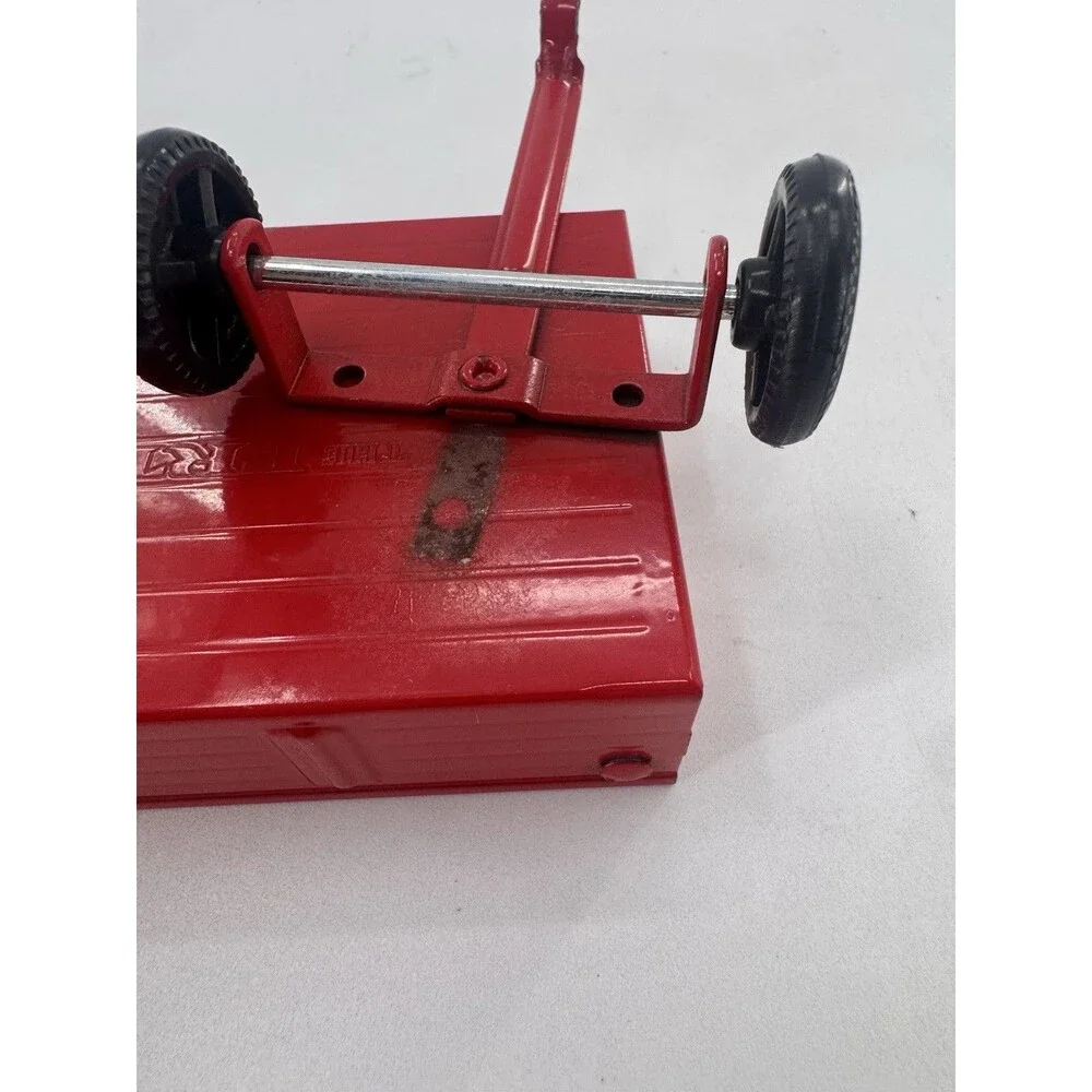 Vintage 1970s ERTL Pressed Steel Toy Red Farm Wagon Model 74-7650, 1/32 Scale